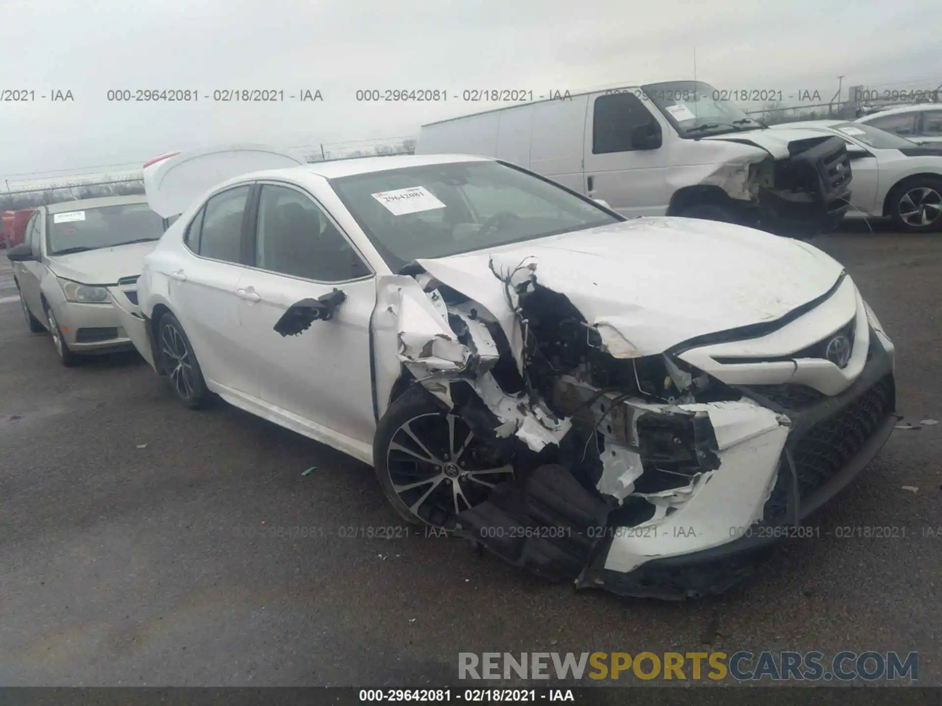 1 Photograph of a damaged car 4T1G11AK9LU964431 TOYOTA CAMRY 2020