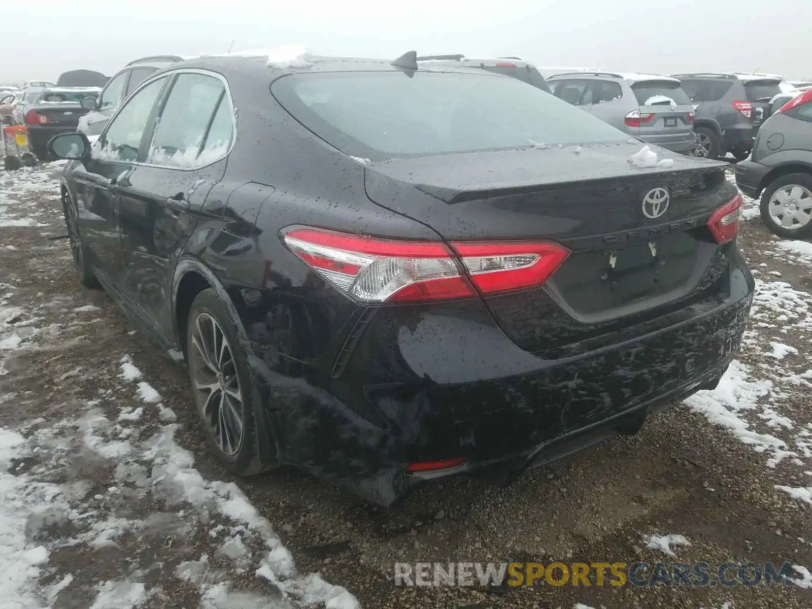 3 Photograph of a damaged car 4T1G11AK9LU972464 TOYOTA CAMRY 2020