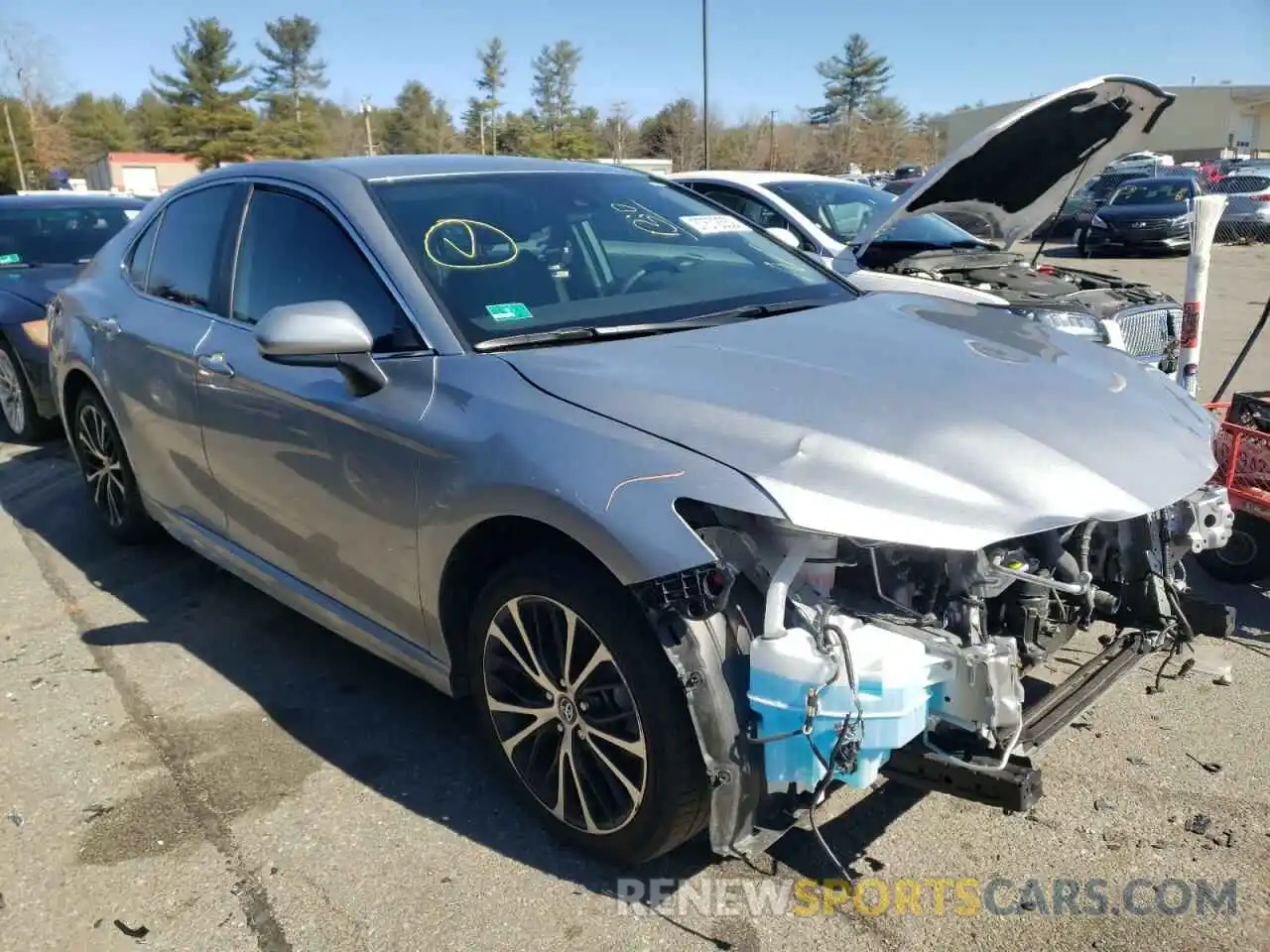 1 Photograph of a damaged car 4T1G11AK9LU972738 TOYOTA CAMRY 2020