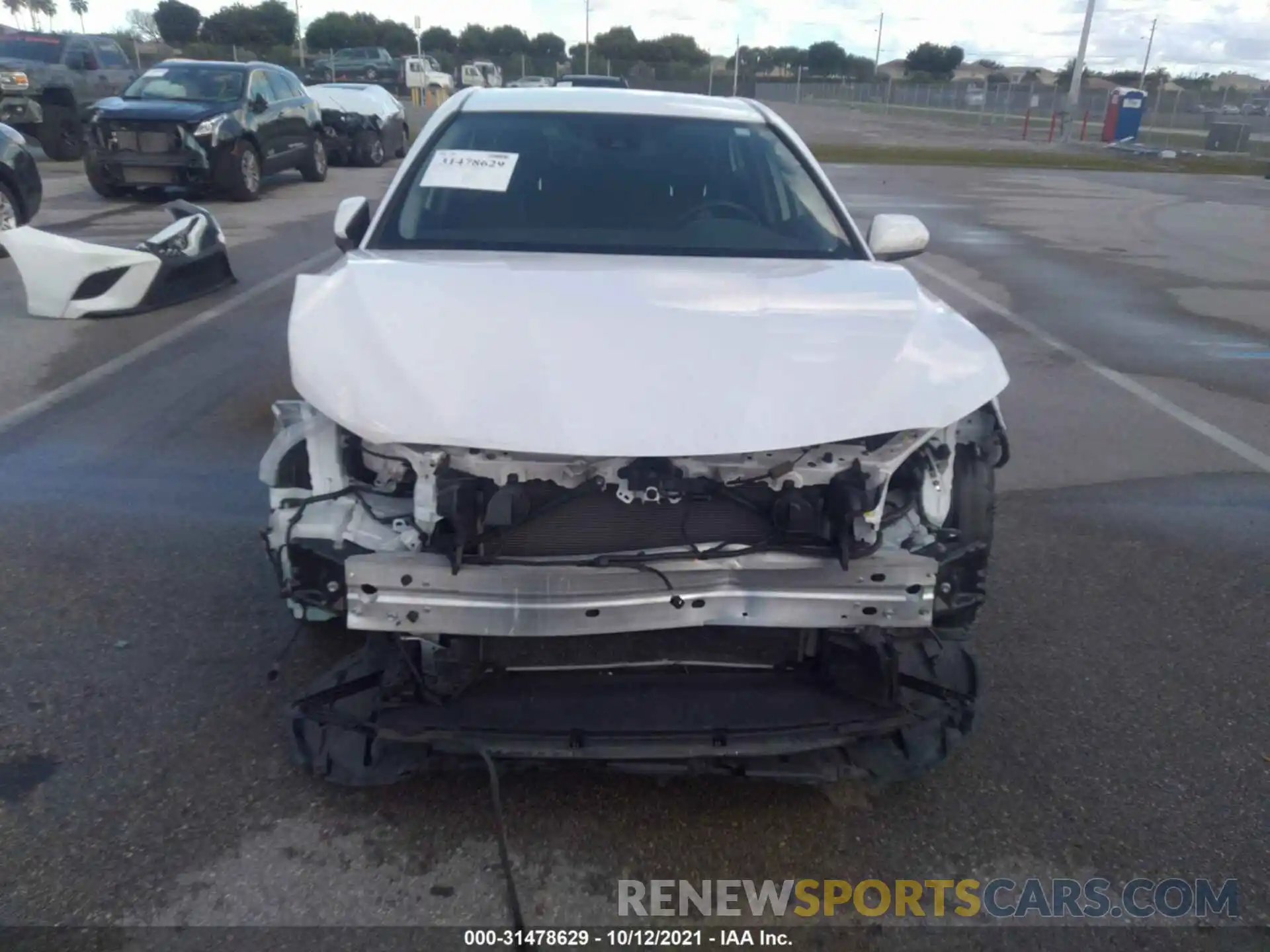 6 Photograph of a damaged car 4T1G11AK9LU981536 TOYOTA CAMRY 2020