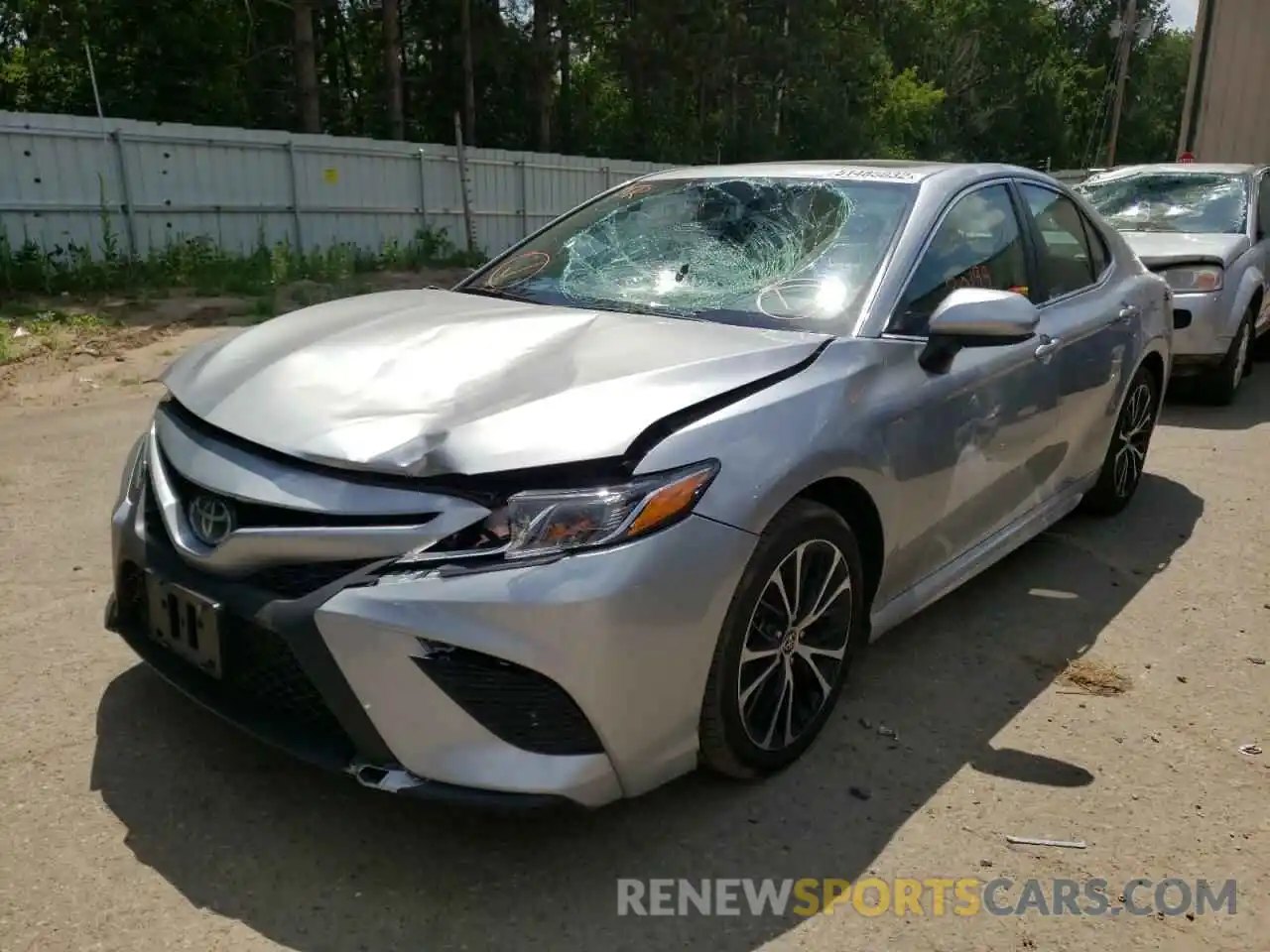 2 Photograph of a damaged car 4T1G11AK9LU983111 TOYOTA CAMRY 2020