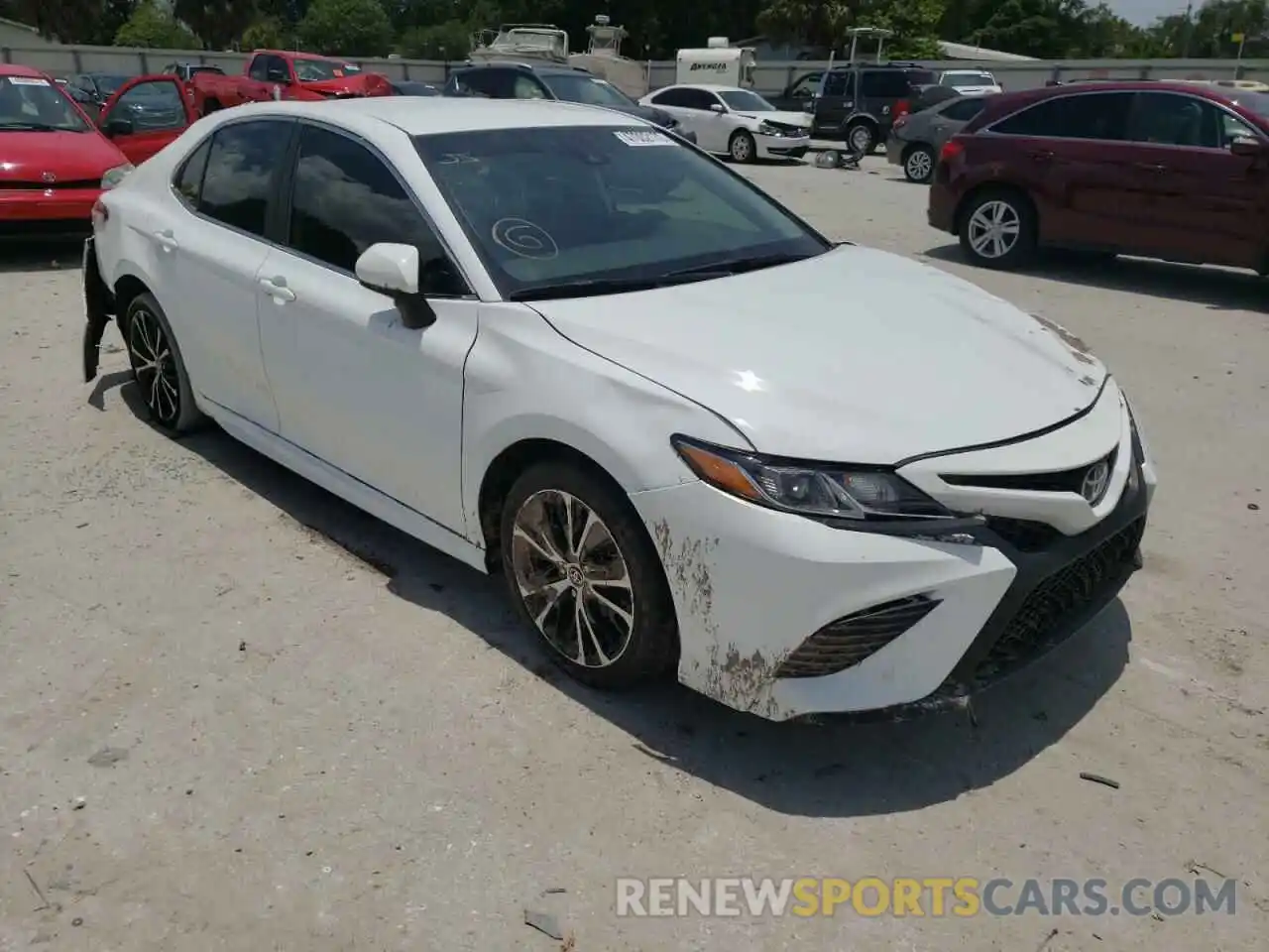 1 Photograph of a damaged car 4T1G11AK9LU983951 TOYOTA CAMRY 2020