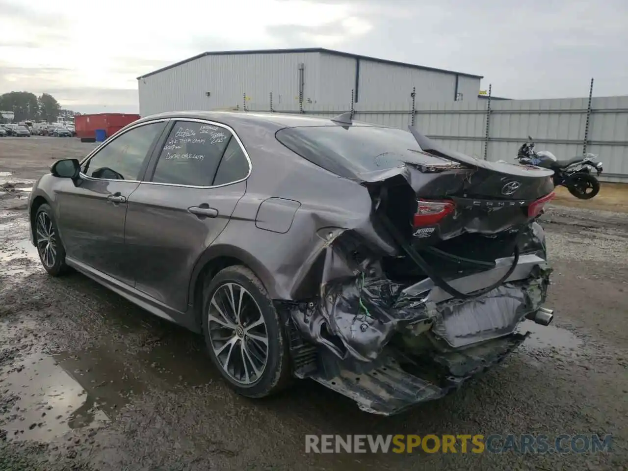 3 Photograph of a damaged car 4T1G11AK9LU986333 TOYOTA CAMRY 2020