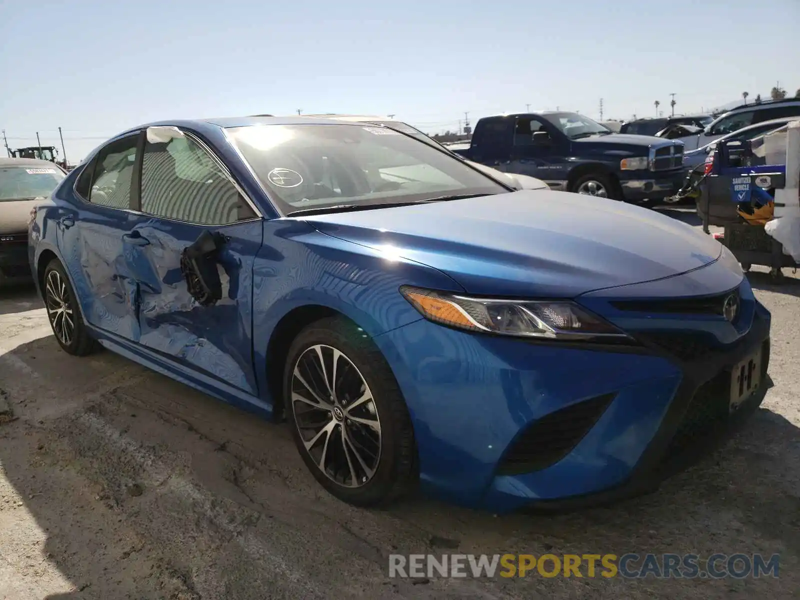 1 Photograph of a damaged car 4T1G11AKXLU303782 TOYOTA CAMRY 2020