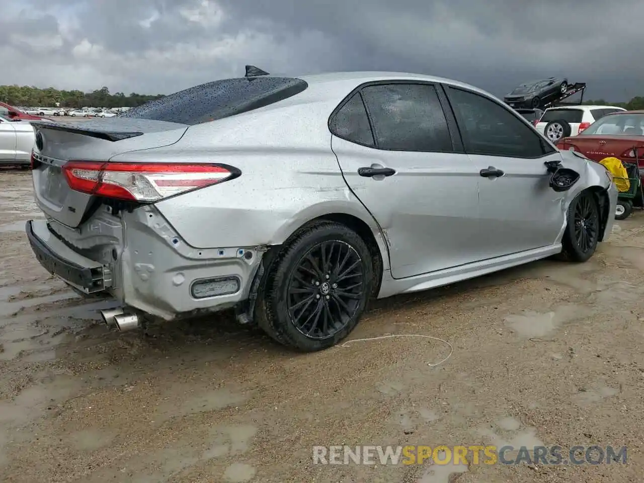 3 Photograph of a damaged car 4T1G11AKXLU304513 TOYOTA CAMRY 2020