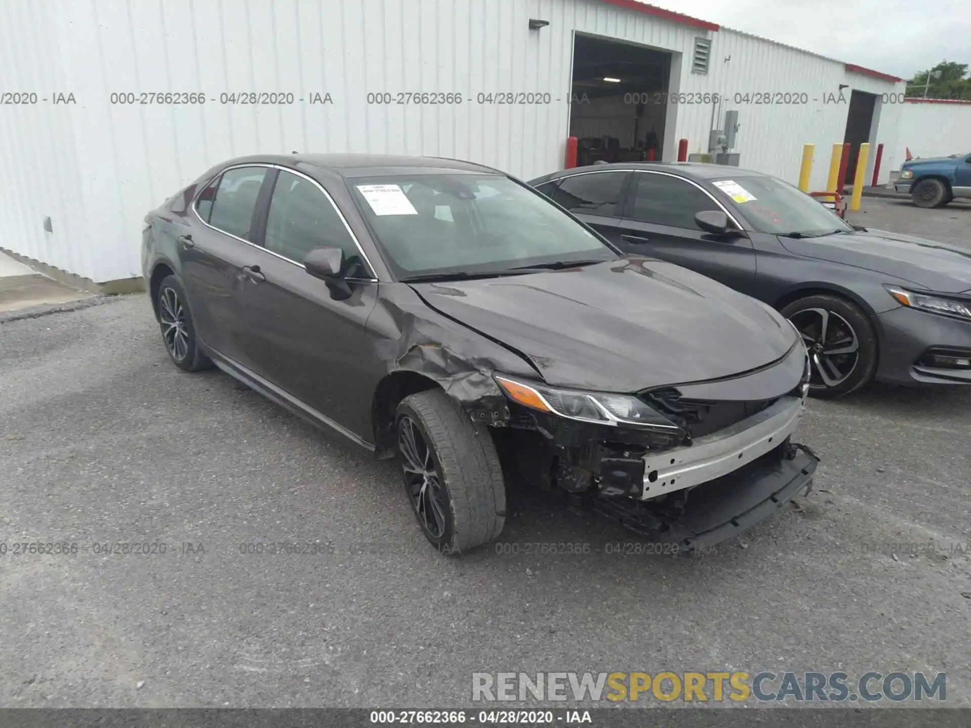 1 Photograph of a damaged car 4T1G11AKXLU305953 TOYOTA CAMRY 2020