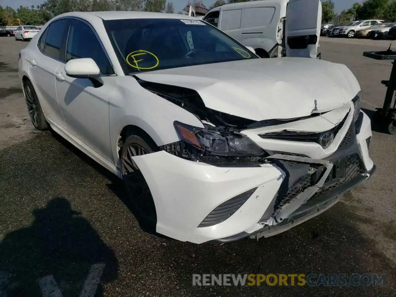 1 Photograph of a damaged car 4T1G11AKXLU311641 TOYOTA CAMRY 2020