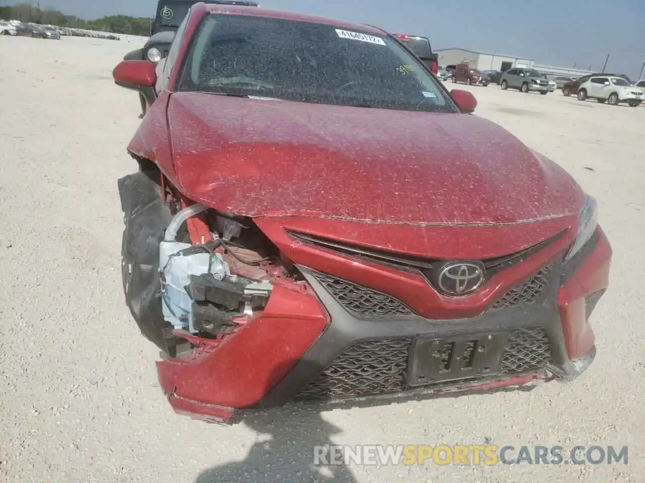 9 Photograph of a damaged car 4T1G11AKXLU314605 TOYOTA CAMRY 2020