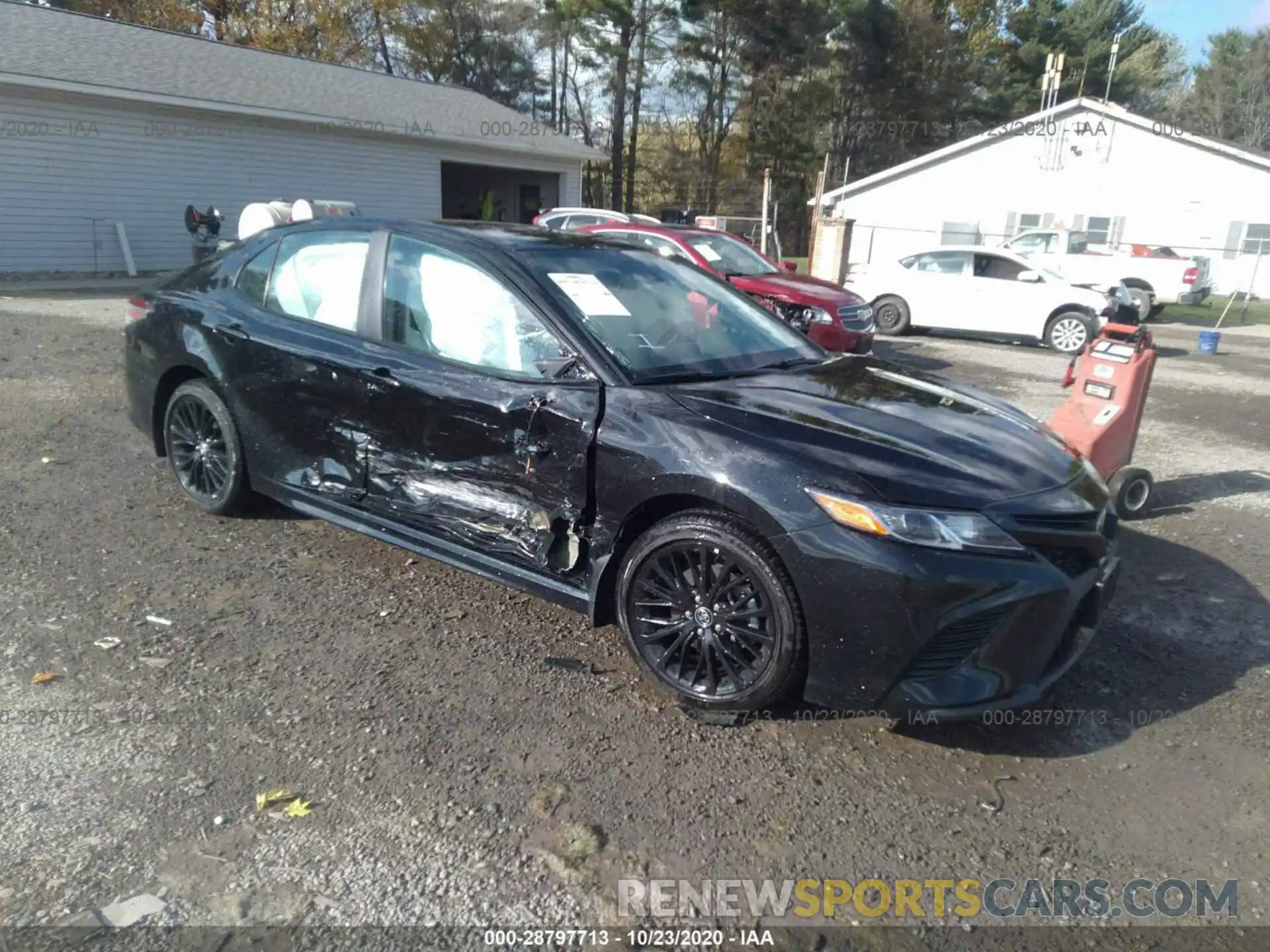 1 Photograph of a damaged car 4T1G11AKXLU315771 TOYOTA CAMRY 2020