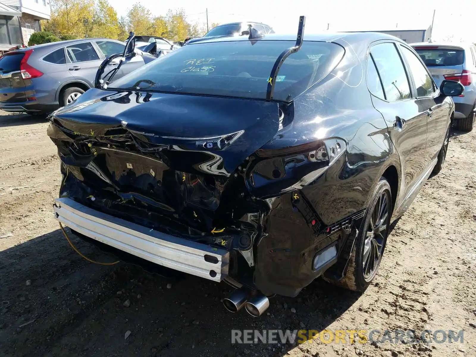 4 Photograph of a damaged car 4T1G11AKXLU315978 TOYOTA CAMRY 2020