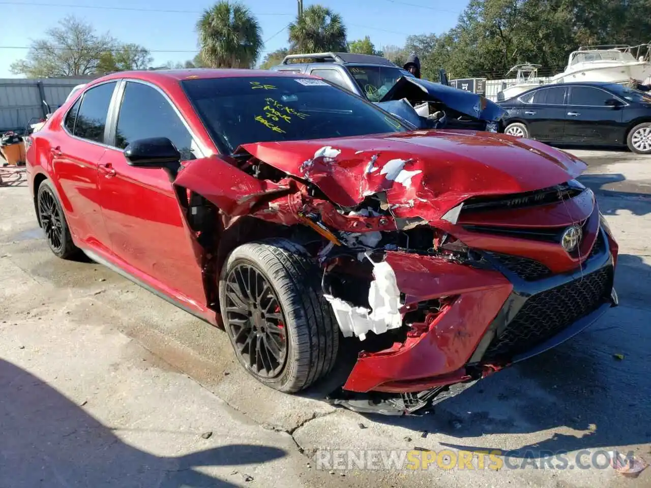 1 Photograph of a damaged car 4T1G11AKXLU317536 TOYOTA CAMRY 2020