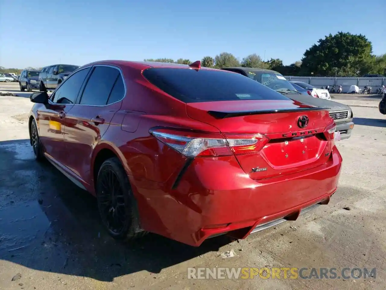 3 Photograph of a damaged car 4T1G11AKXLU317536 TOYOTA CAMRY 2020