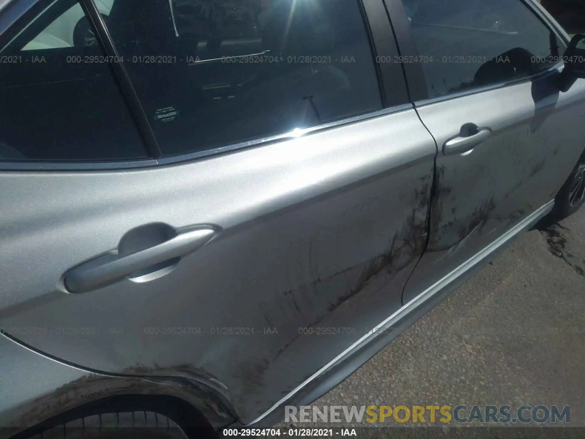 6 Photograph of a damaged car 4T1G11AKXLU318458 TOYOTA CAMRY 2020