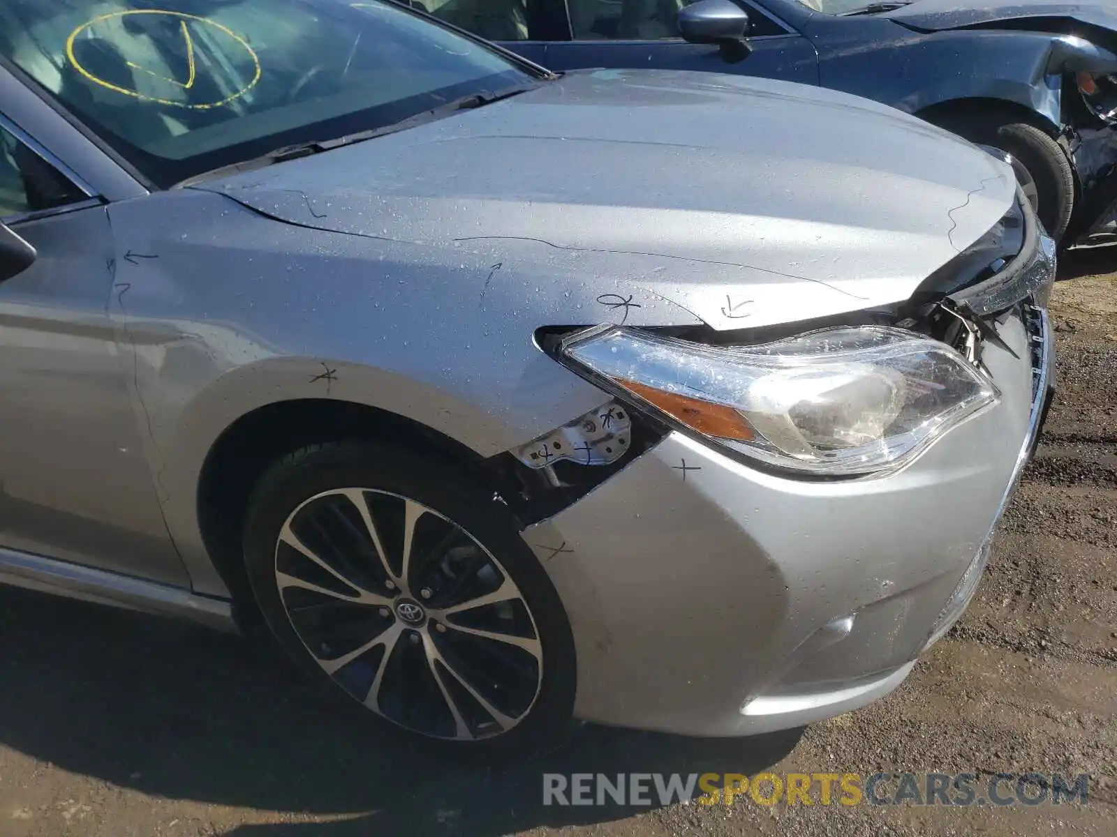 9 Photograph of a damaged car 4T1G11AKXLU319111 TOYOTA CAMRY 2020