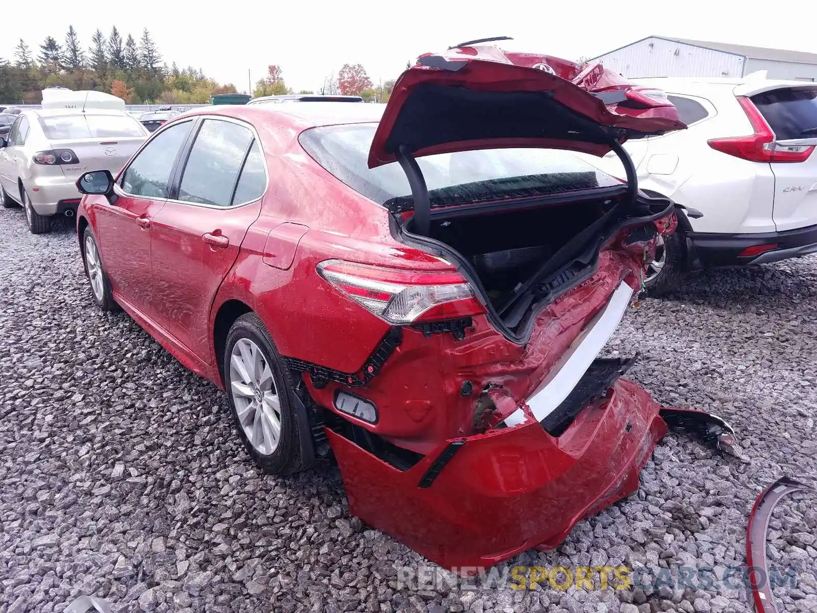 3 Photograph of a damaged car 4T1G11AKXLU323529 TOYOTA CAMRY 2020