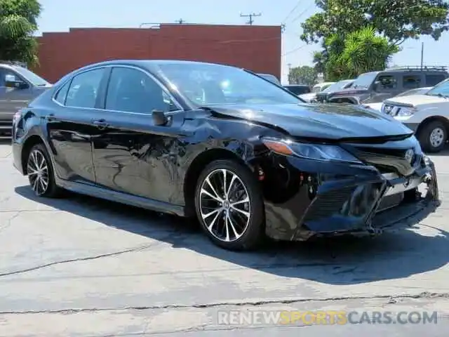 1 Photograph of a damaged car 4T1G11AKXLU325393 TOYOTA CAMRY 2020