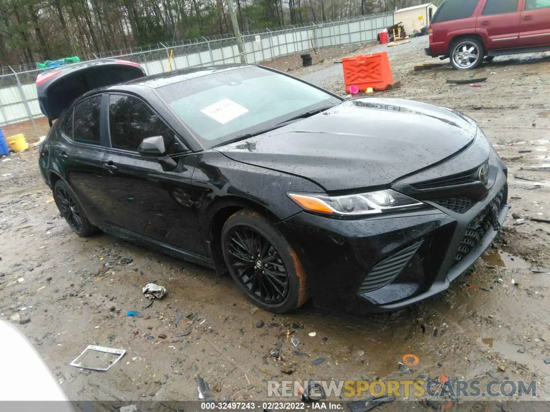 1 Photograph of a damaged car 4T1G11AKXLU326043 TOYOTA CAMRY 2020