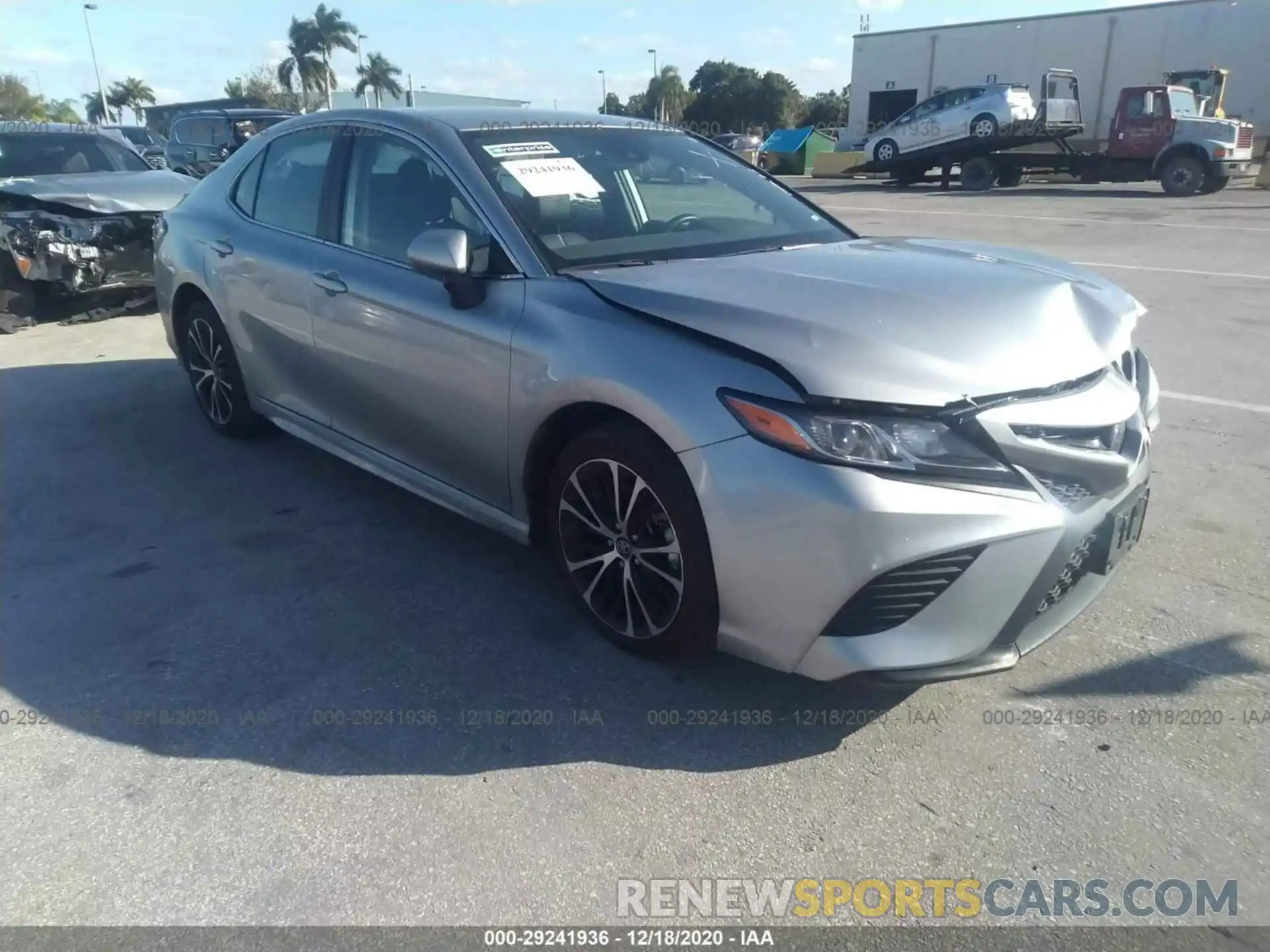 1 Photograph of a damaged car 4T1G11AKXLU326799 TOYOTA CAMRY 2020