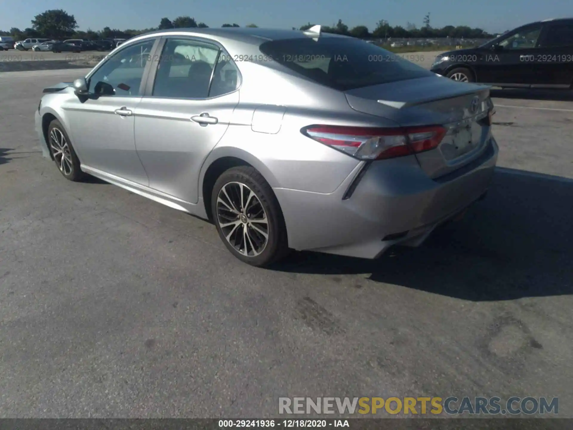 3 Photograph of a damaged car 4T1G11AKXLU326799 TOYOTA CAMRY 2020