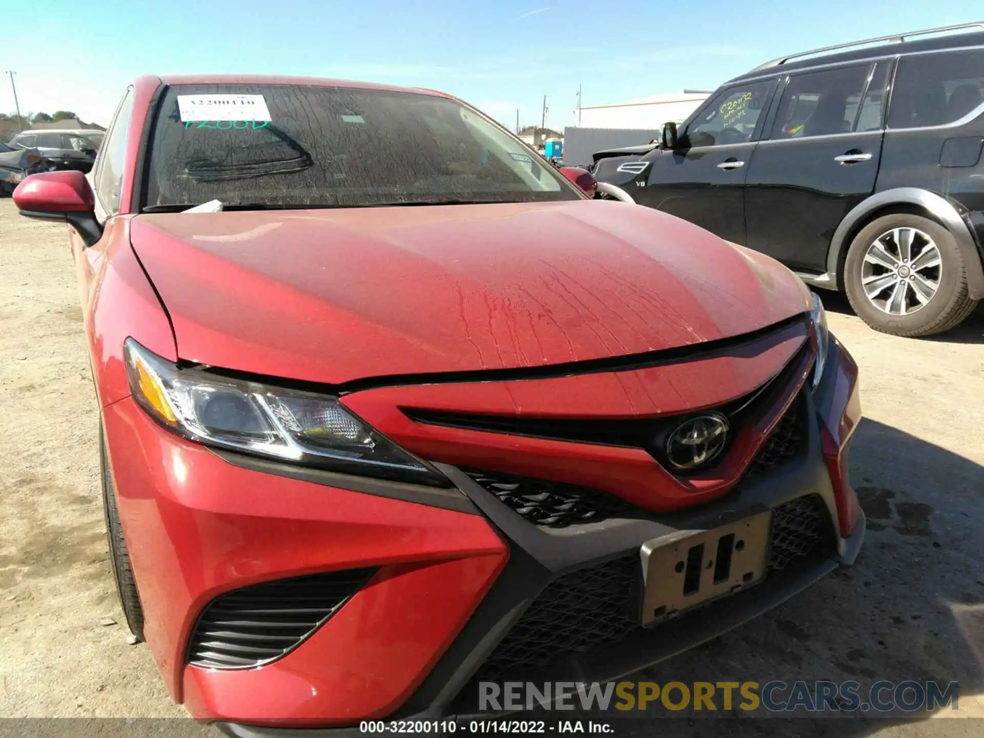 6 Photograph of a damaged car 4T1G11AKXLU327001 TOYOTA CAMRY 2020