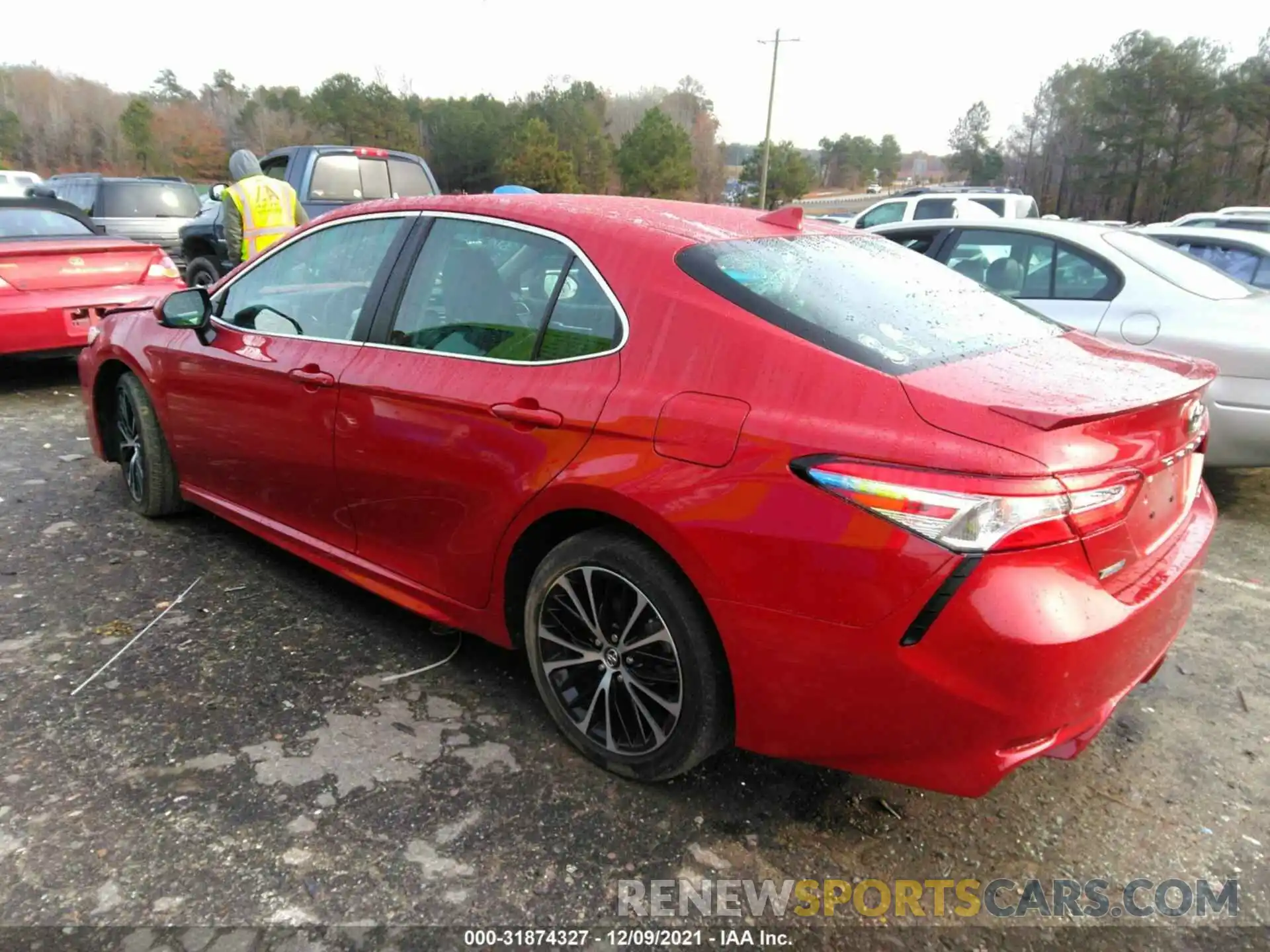 3 Photograph of a damaged car 4T1G11AKXLU327306 TOYOTA CAMRY 2020