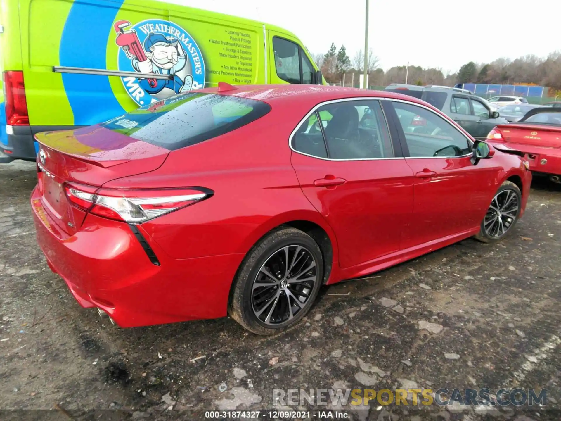 4 Photograph of a damaged car 4T1G11AKXLU327306 TOYOTA CAMRY 2020