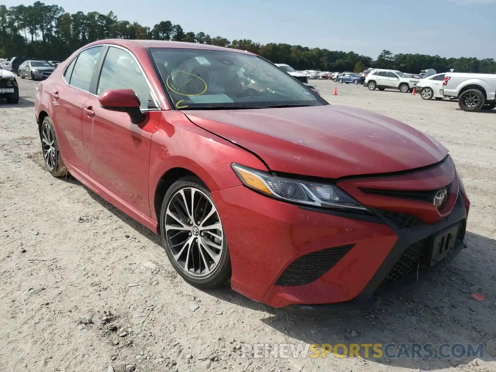 1 Photograph of a damaged car 4T1G11AKXLU333476 TOYOTA CAMRY 2020