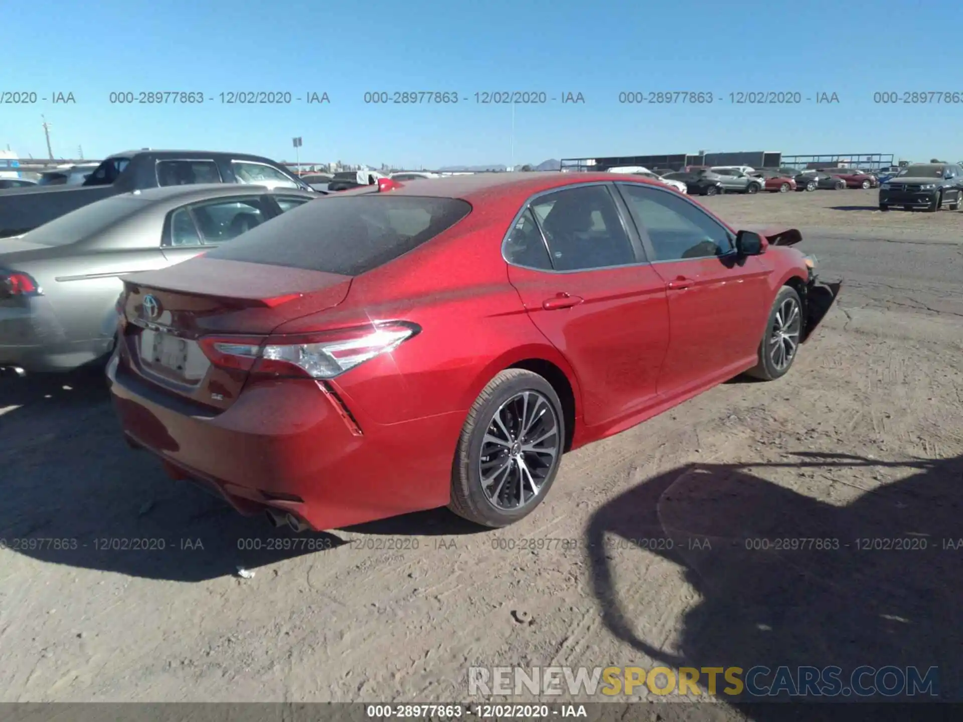 4 Photograph of a damaged car 4T1G11AKXLU333526 TOYOTA CAMRY 2020