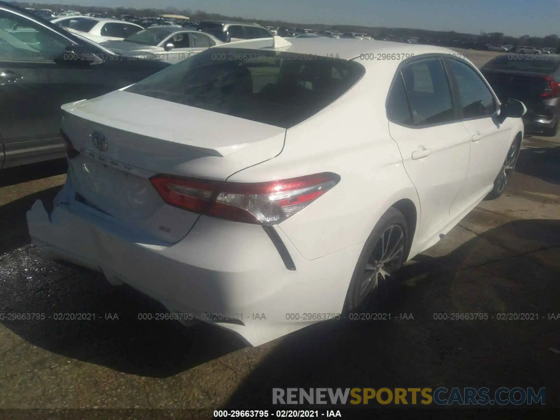 4 Photograph of a damaged car 4T1G11AKXLU336734 TOYOTA CAMRY 2020