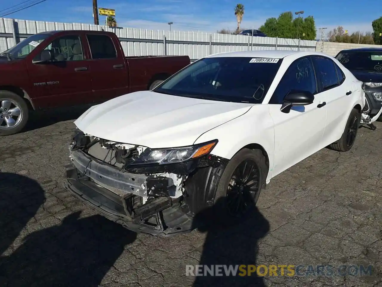 2 Photograph of a damaged car 4T1G11AKXLU337365 TOYOTA CAMRY 2020