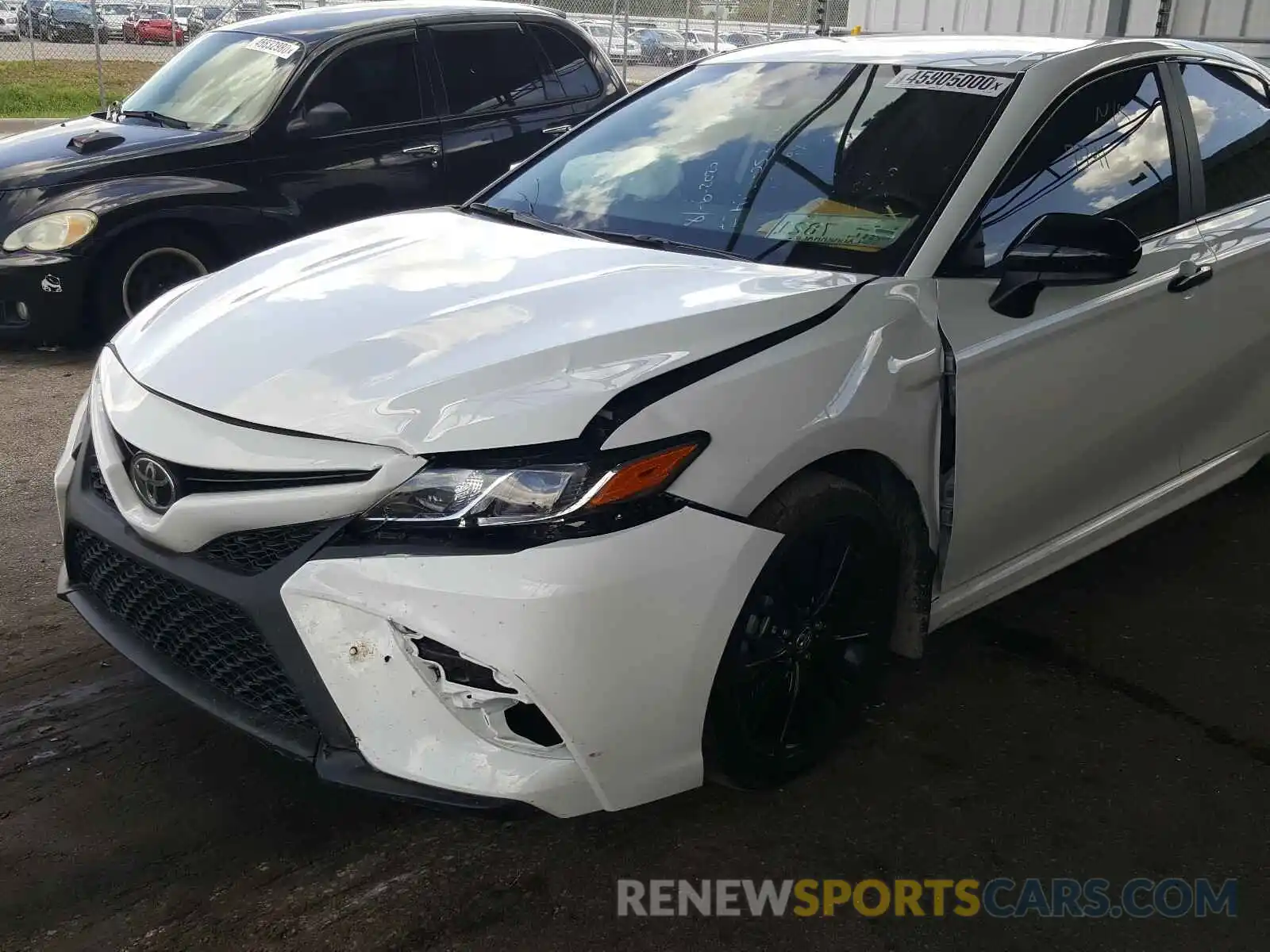 9 Photograph of a damaged car 4T1G11AKXLU337494 TOYOTA CAMRY 2020