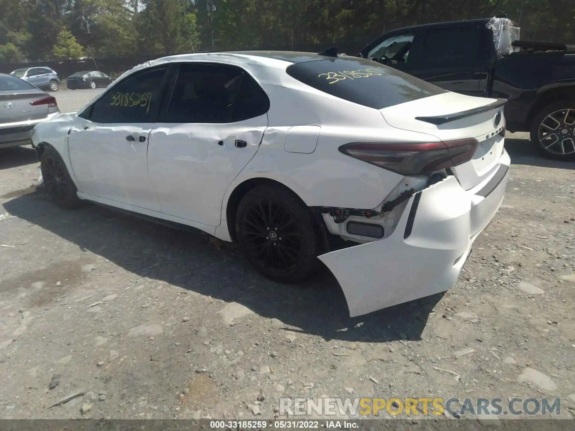 3 Photograph of a damaged car 4T1G11AKXLU340573 TOYOTA CAMRY 2020