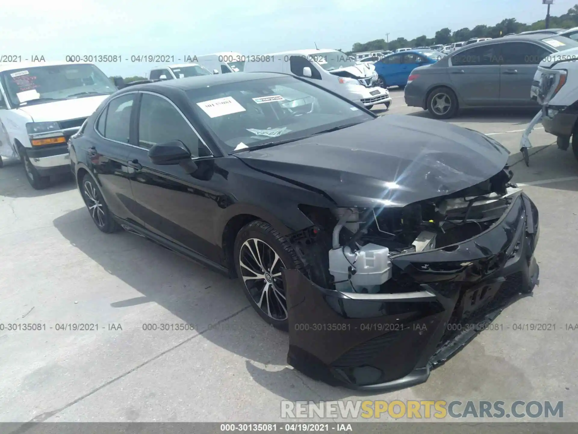 1 Photograph of a damaged car 4T1G11AKXLU343070 TOYOTA CAMRY 2020