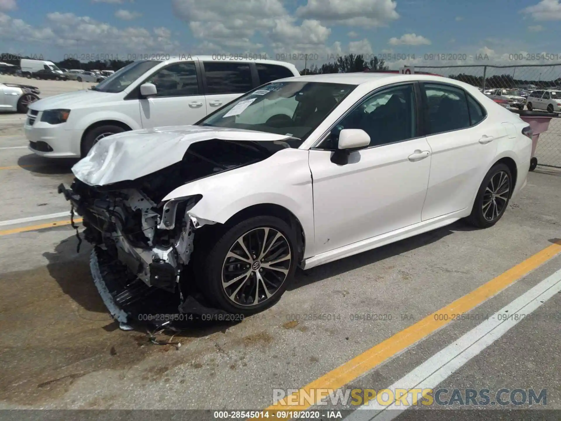 2 Photograph of a damaged car 4T1G11AKXLU343263 TOYOTA CAMRY 2020