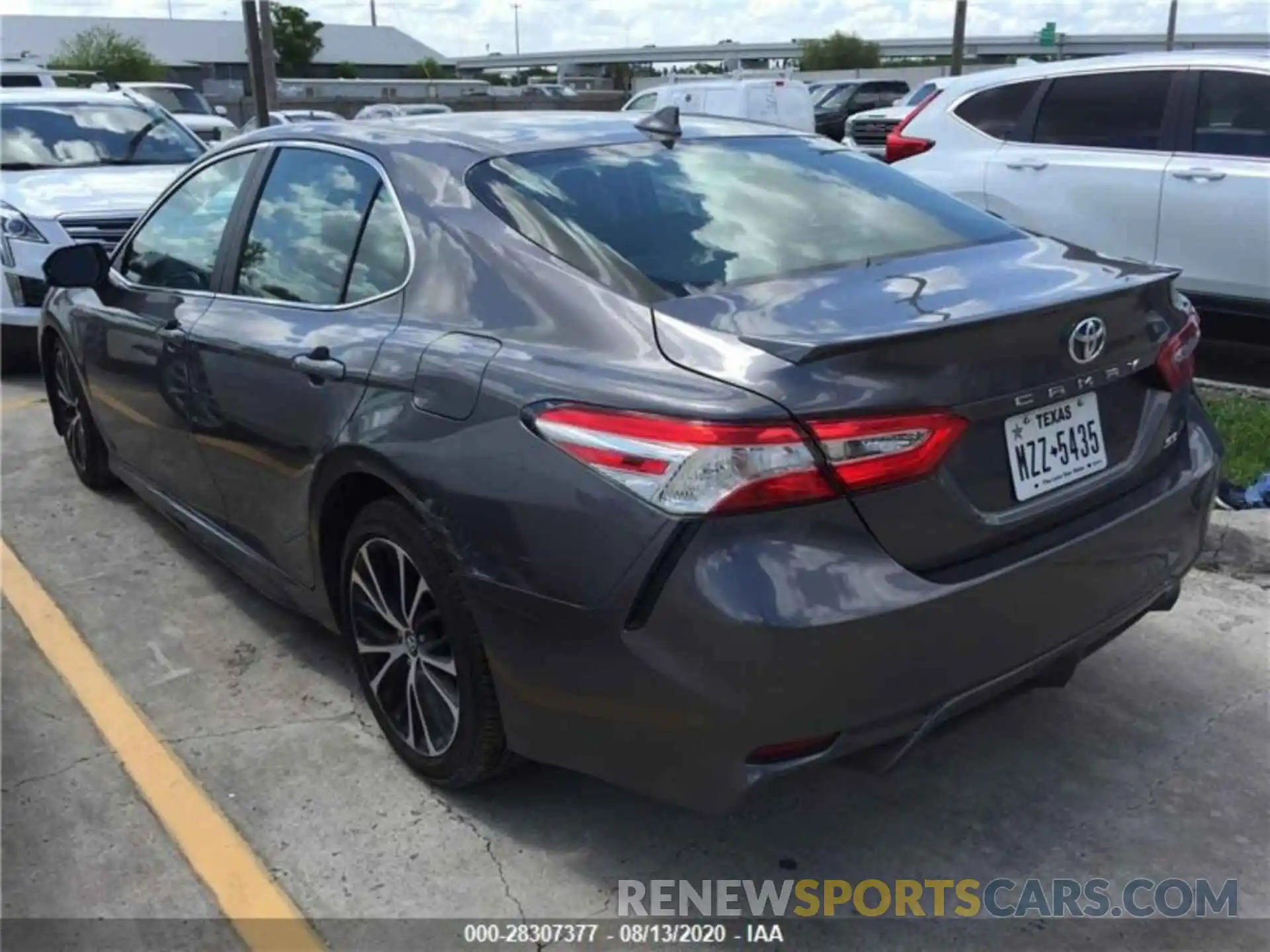 6 Photograph of a damaged car 4T1G11AKXLU344364 TOYOTA CAMRY 2020