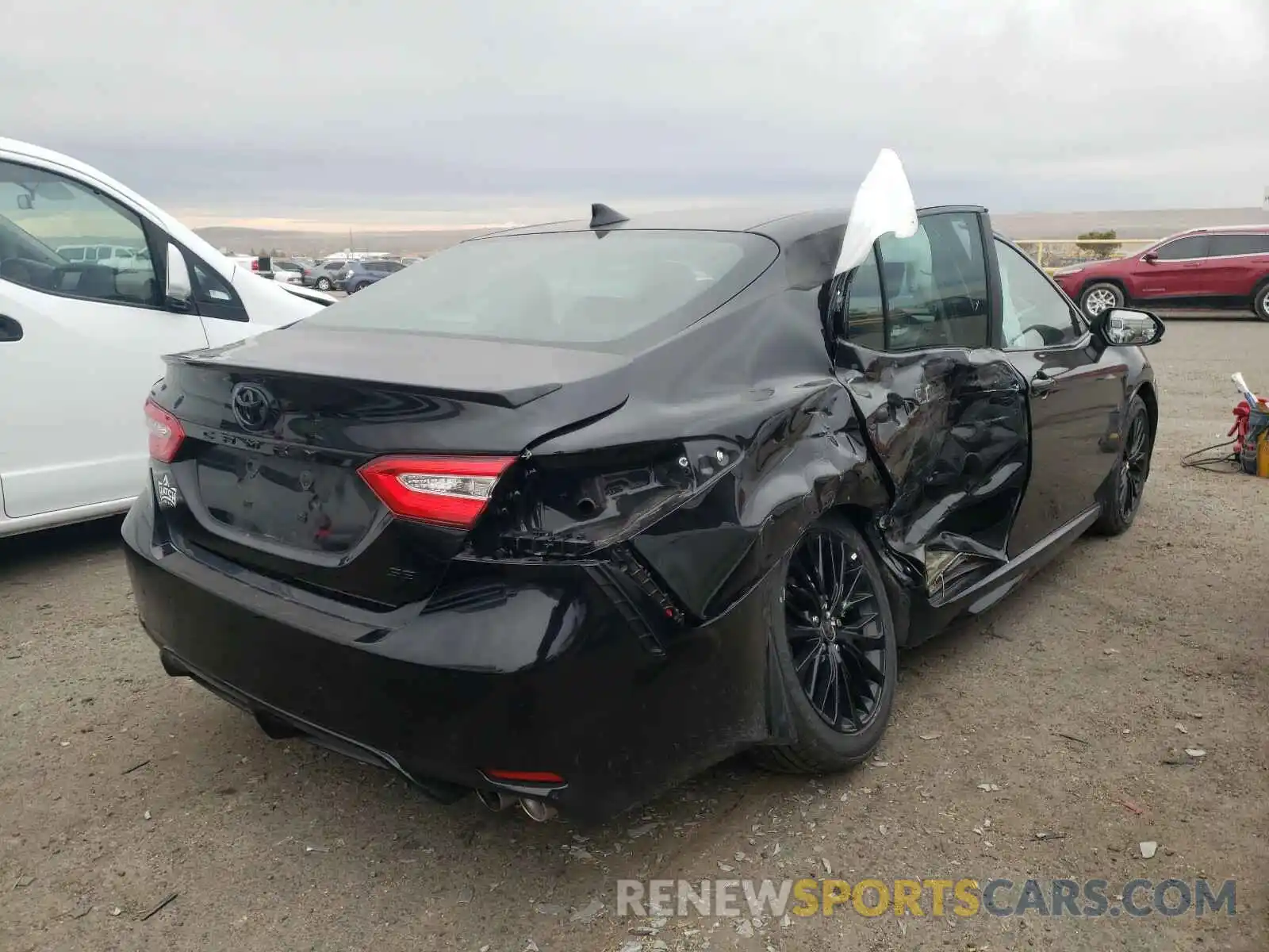 4 Photograph of a damaged car 4T1G11AKXLU345207 TOYOTA CAMRY 2020