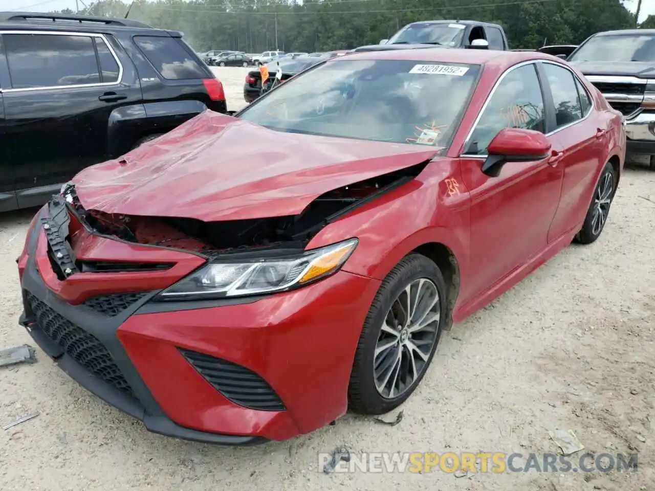 2 Photograph of a damaged car 4T1G11AKXLU345627 TOYOTA CAMRY 2020