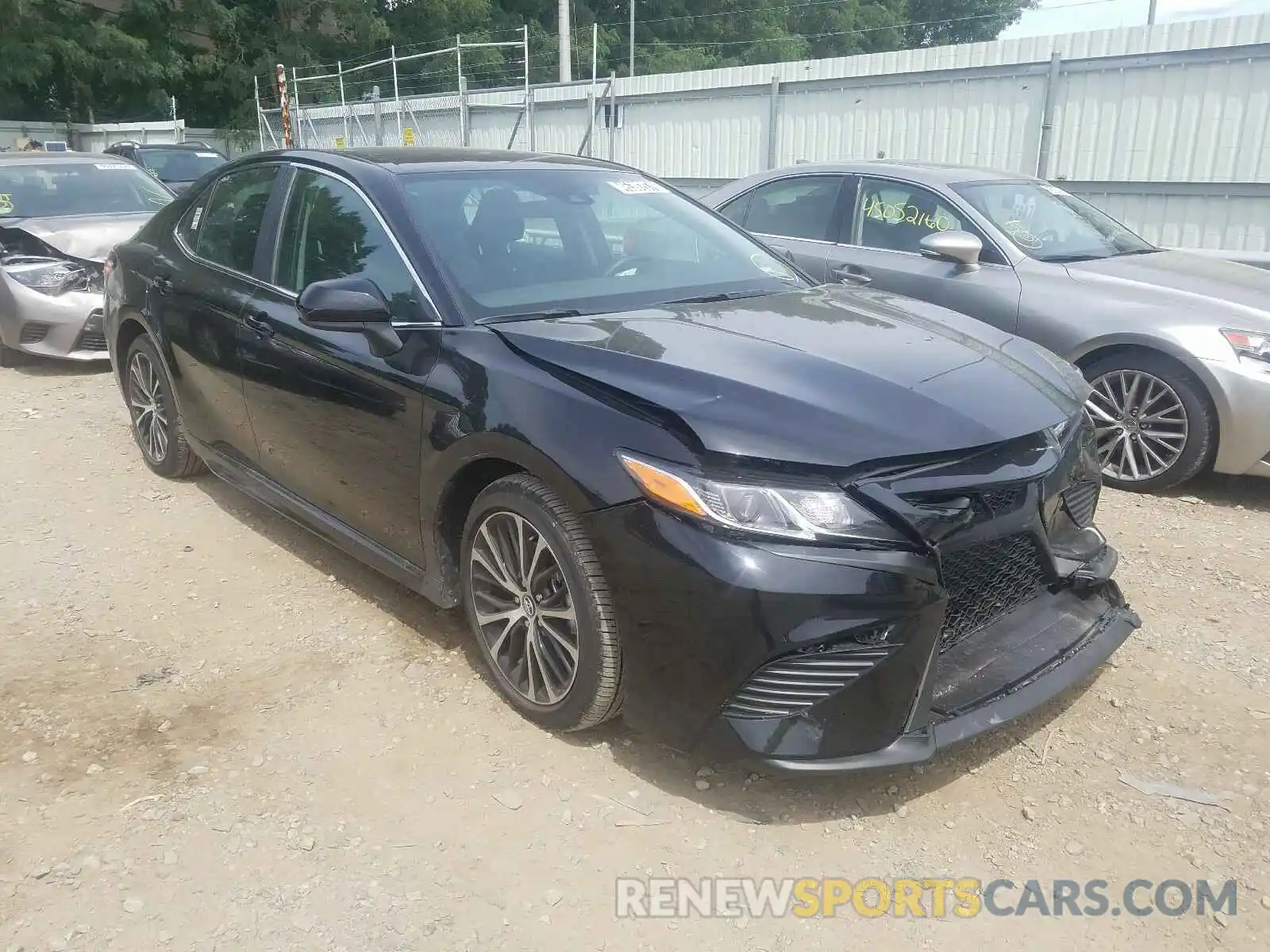 1 Photograph of a damaged car 4T1G11AKXLU346535 TOYOTA CAMRY 2020