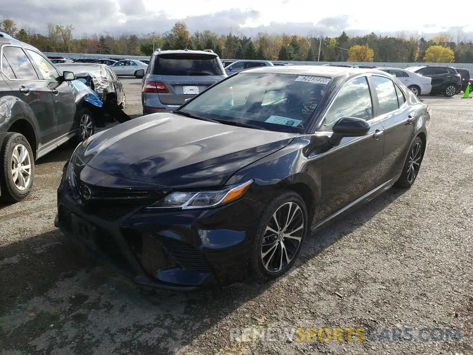 2 Photograph of a damaged car 4T1G11AKXLU347068 TOYOTA CAMRY 2020