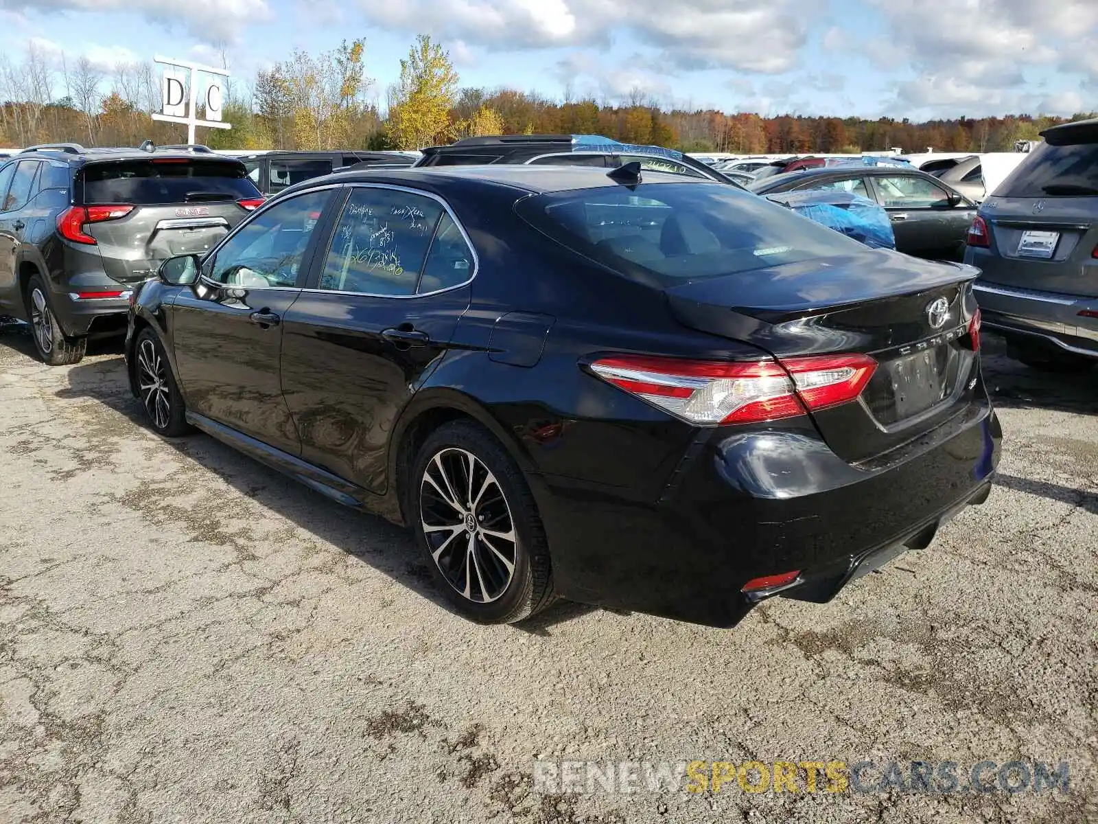 3 Photograph of a damaged car 4T1G11AKXLU347068 TOYOTA CAMRY 2020