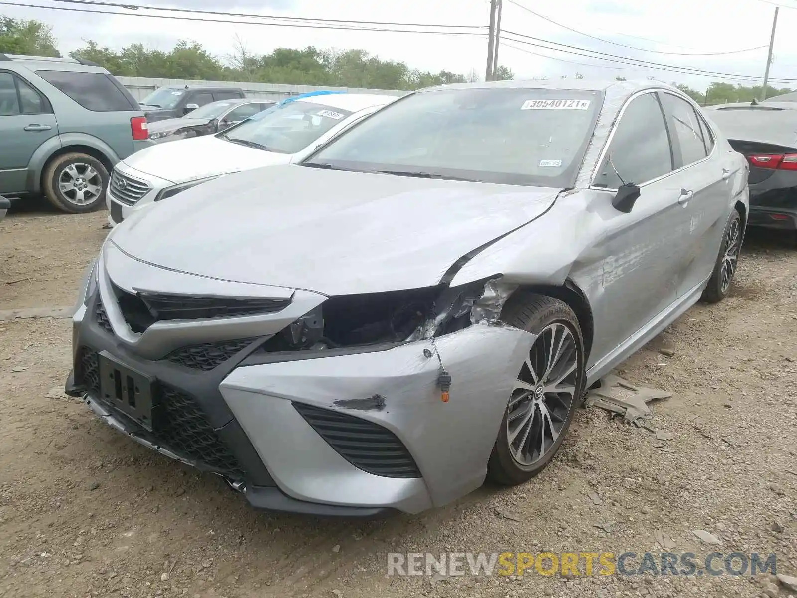 2 Photograph of a damaged car 4T1G11AKXLU348947 TOYOTA CAMRY 2020