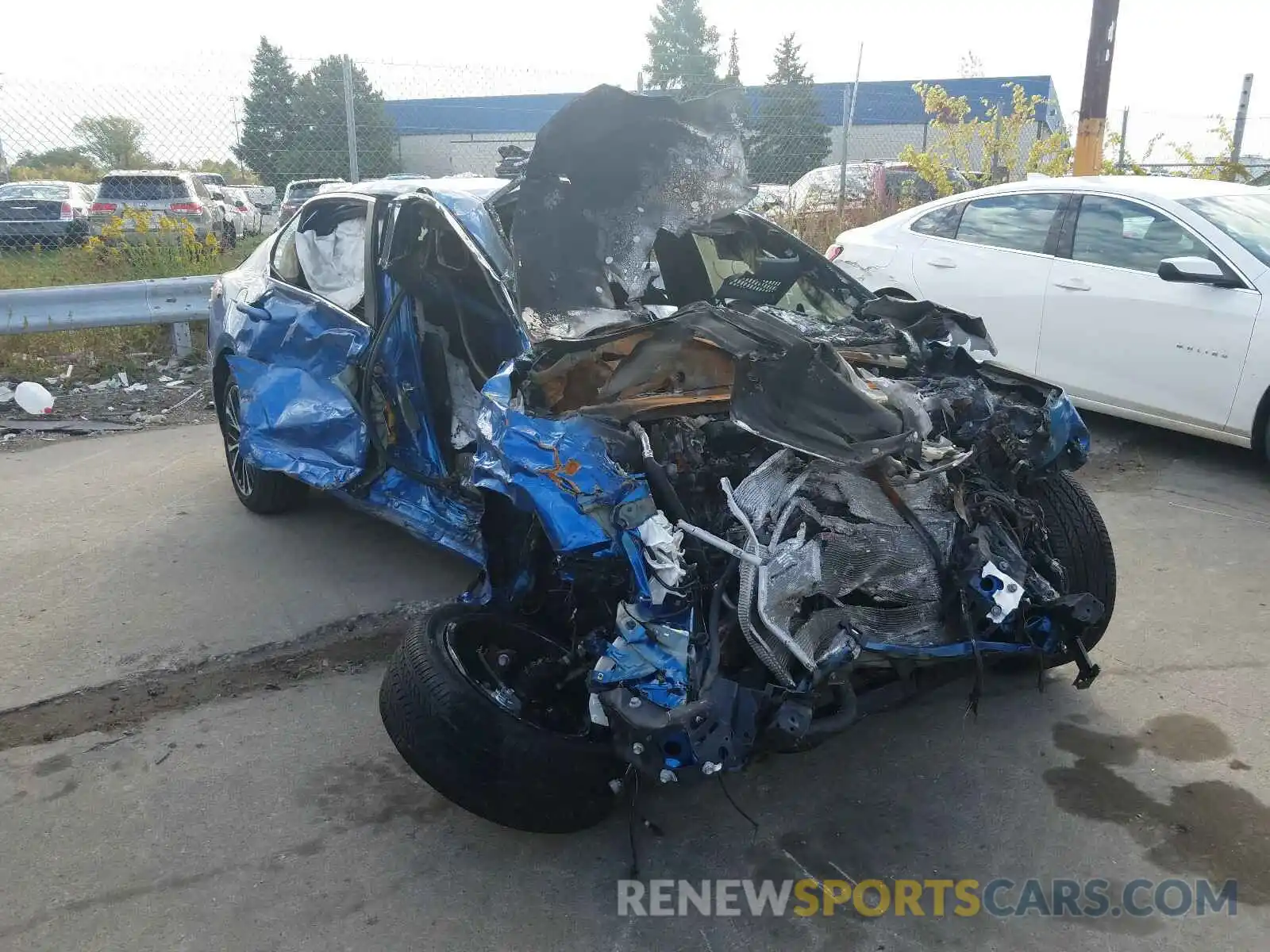 1 Photograph of a damaged car 4T1G11AKXLU351721 TOYOTA CAMRY 2020