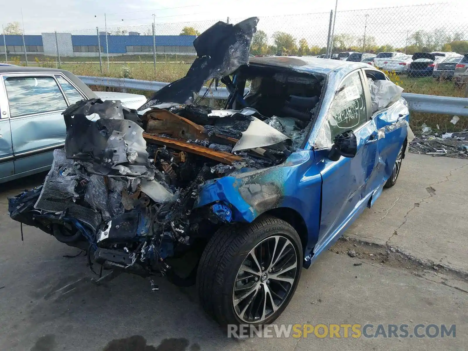 2 Photograph of a damaged car 4T1G11AKXLU351721 TOYOTA CAMRY 2020