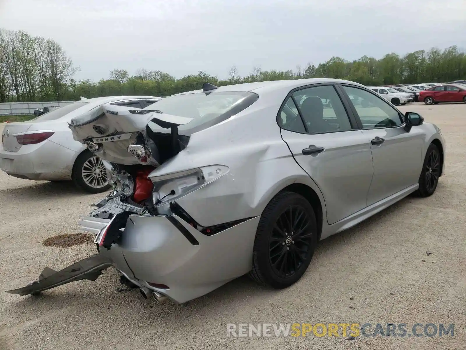 4 Photograph of a damaged car 4T1G11AKXLU358054 TOYOTA CAMRY 2020