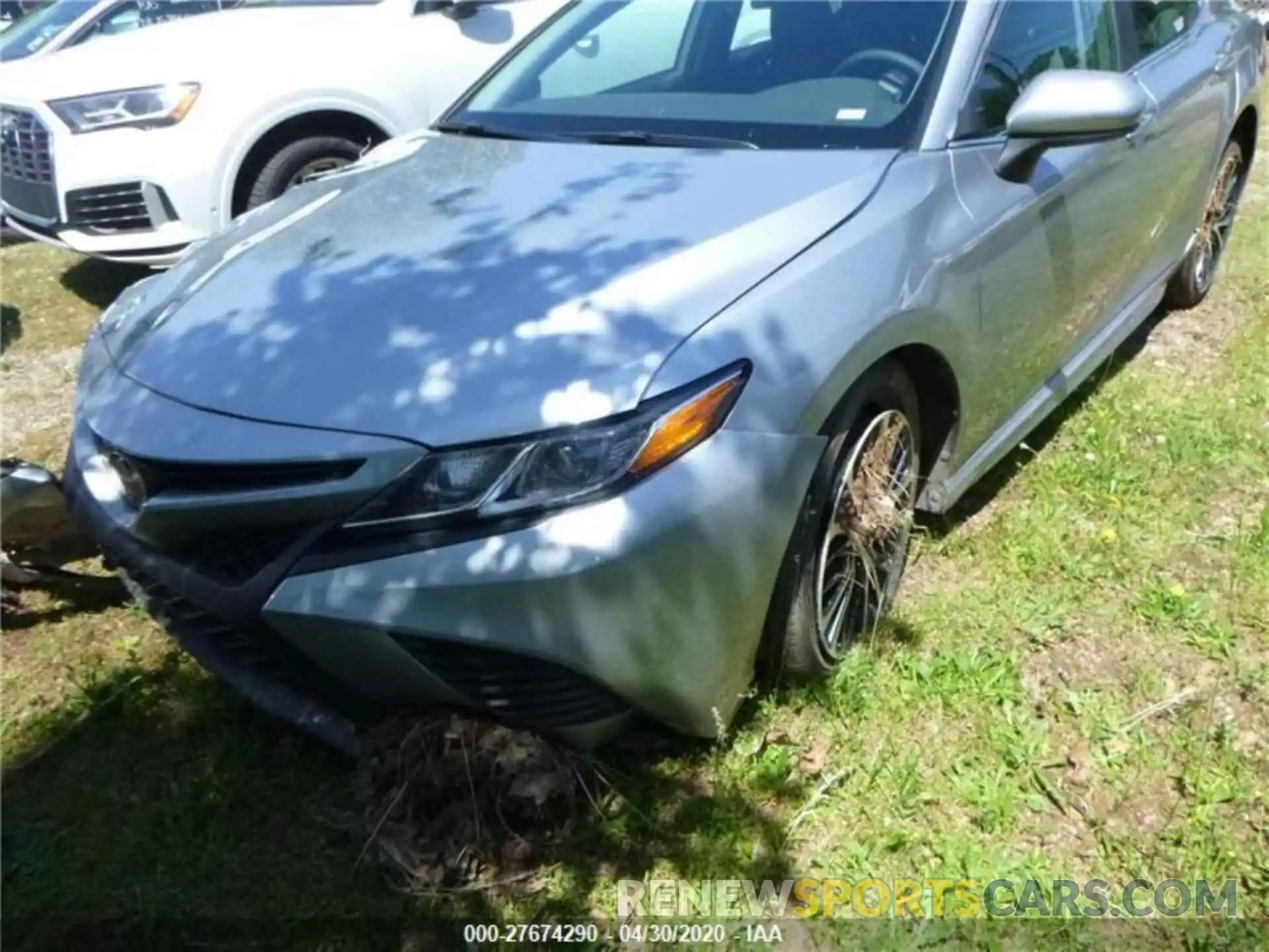 4 Photograph of a damaged car 4T1G11AKXLU359818 TOYOTA CAMRY 2020