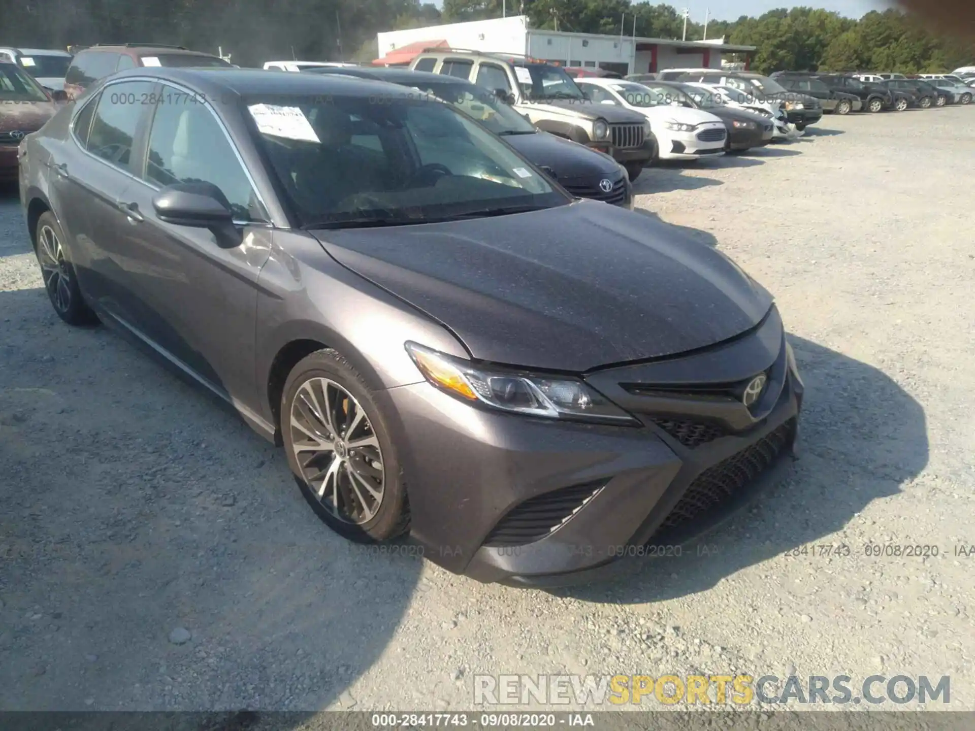 1 Photograph of a damaged car 4T1G11AKXLU360256 TOYOTA CAMRY 2020