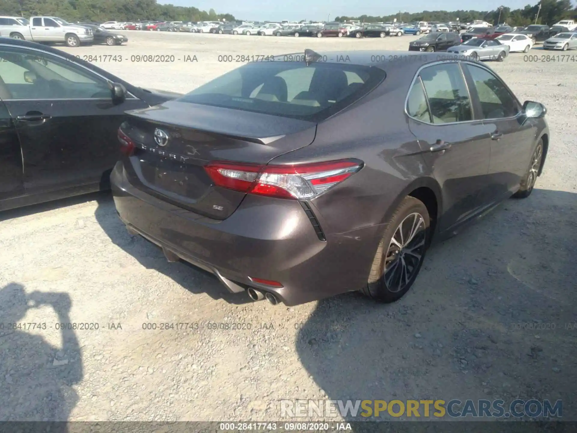 4 Photograph of a damaged car 4T1G11AKXLU360256 TOYOTA CAMRY 2020