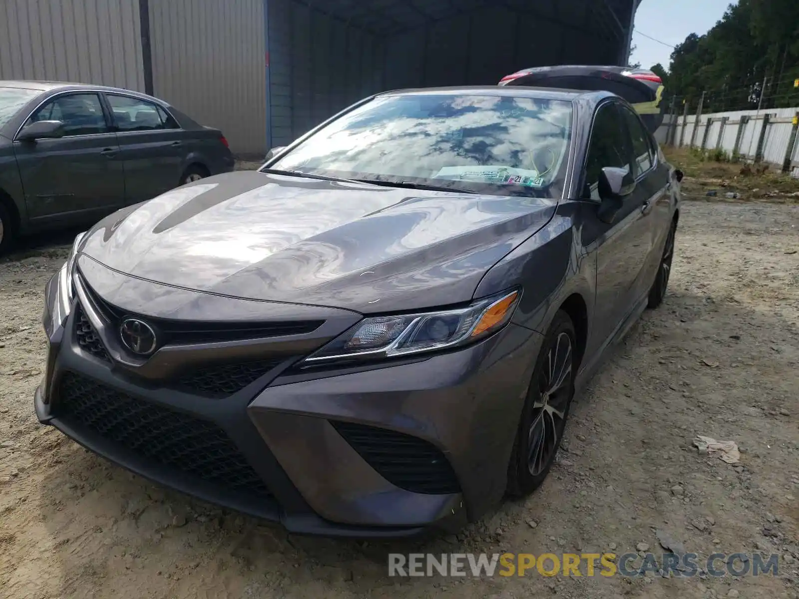 2 Photograph of a damaged car 4T1G11AKXLU361150 TOYOTA CAMRY 2020