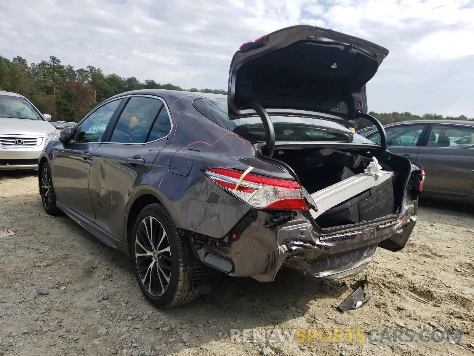 3 Photograph of a damaged car 4T1G11AKXLU361150 TOYOTA CAMRY 2020