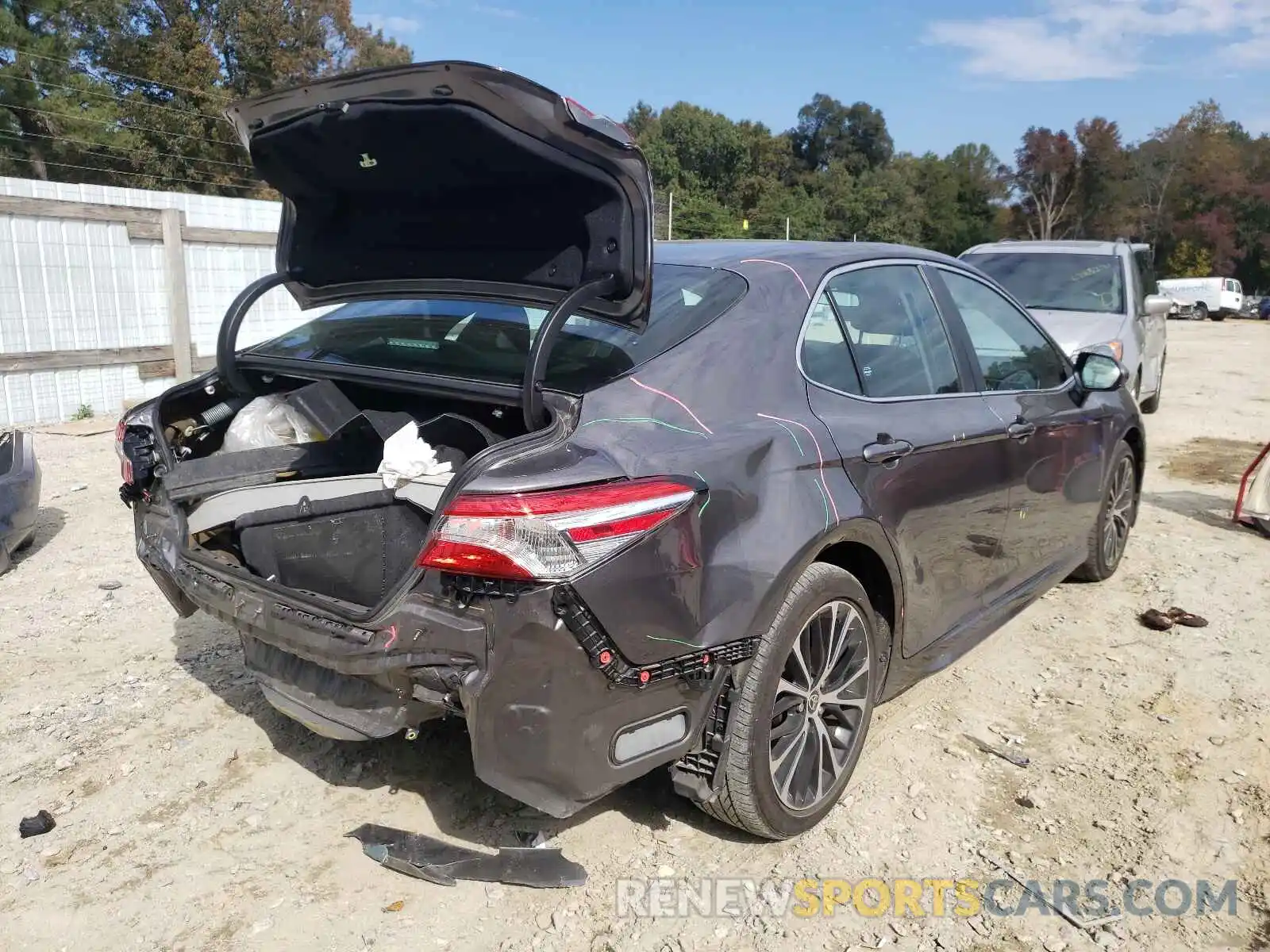 4 Photograph of a damaged car 4T1G11AKXLU361150 TOYOTA CAMRY 2020